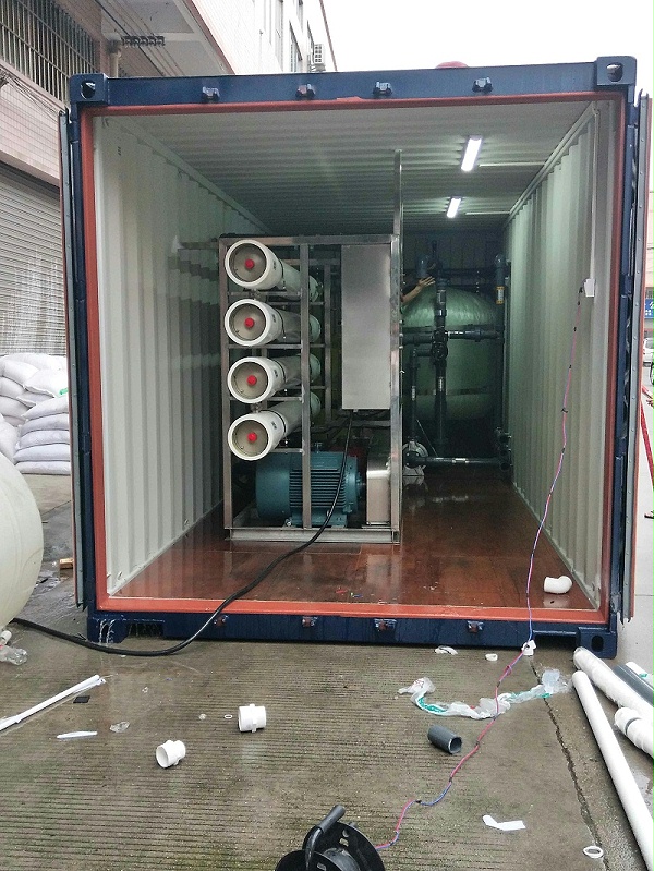 岛用益达海水淡化设备